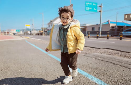 2024年女孩自信清新淡雅的名字